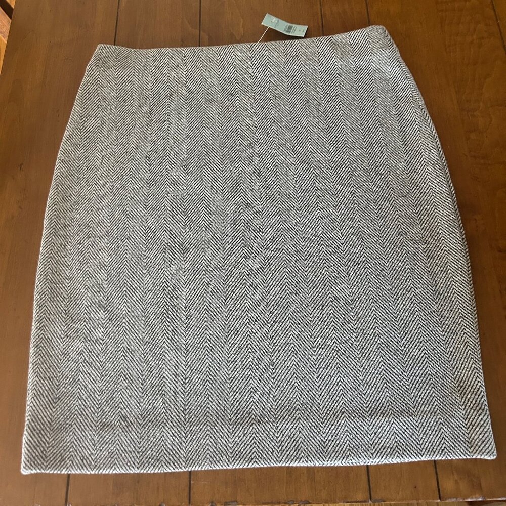Ann Taylor Factory Petite Herringbone Pencil Skirt size PM